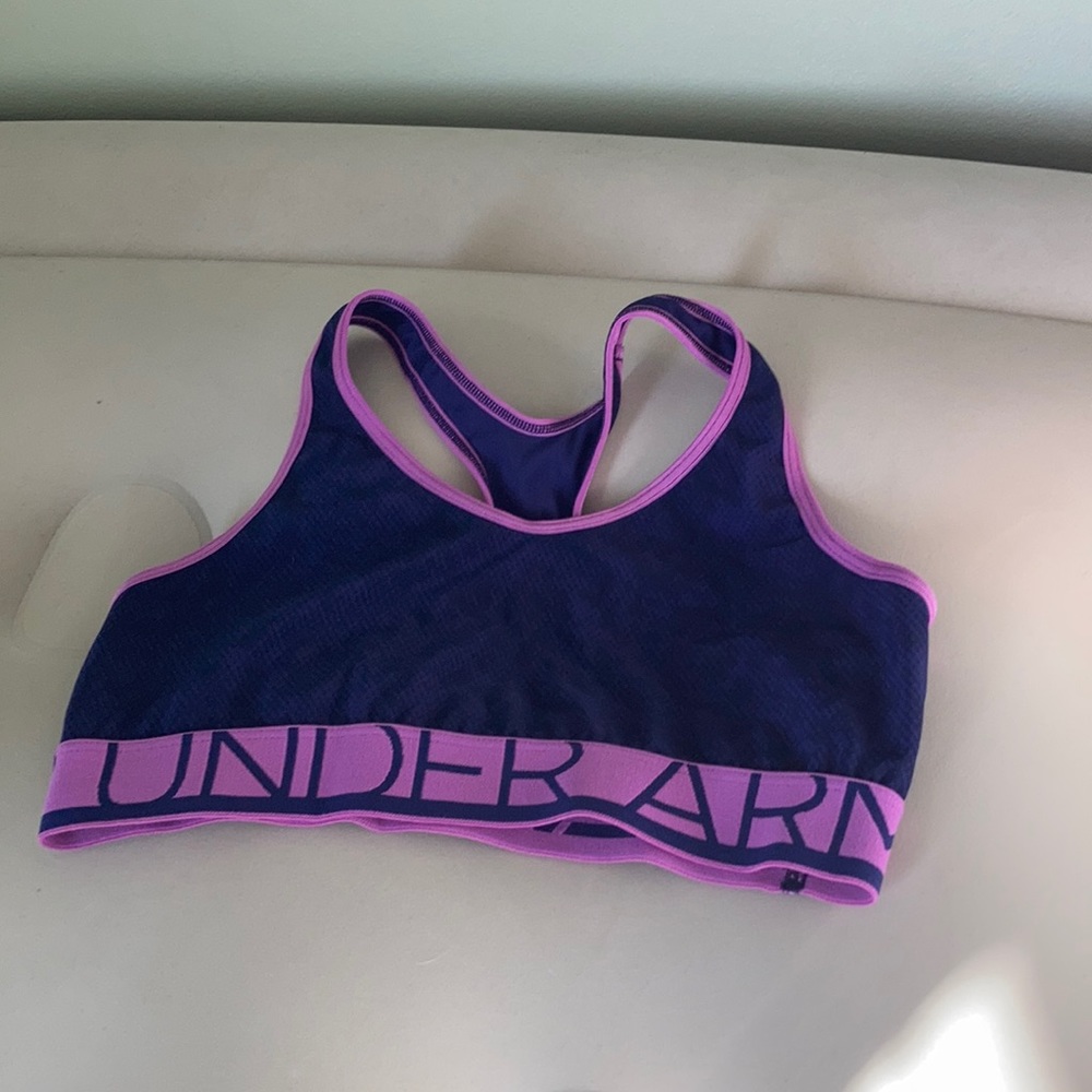 Sports bra